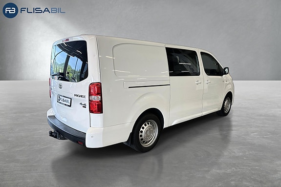 Toyota Proace 8 of 30