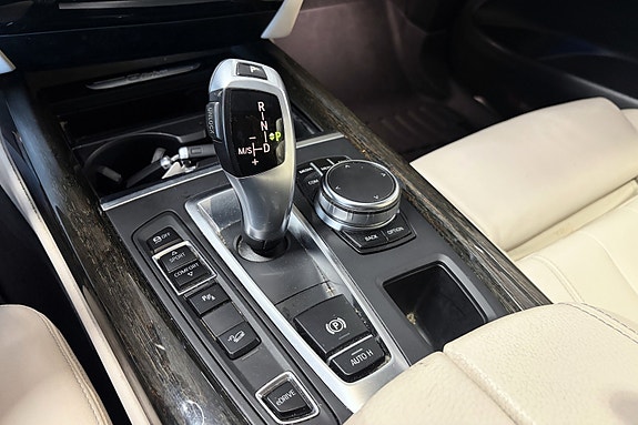 BMW X5 21 of 30