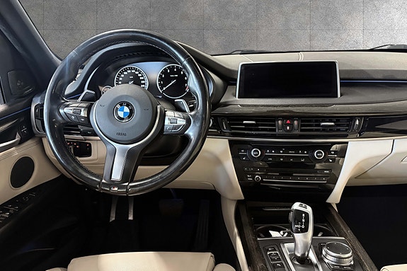 BMW X5 13 of 30