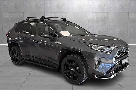 Toyota RAV4 Plug-in Hybrid 7 of 28