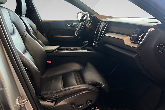 Volvo XC60 18 of 18