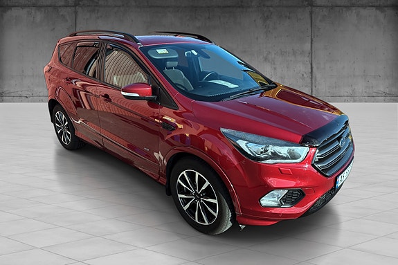 Ford Kuga 2 of 30