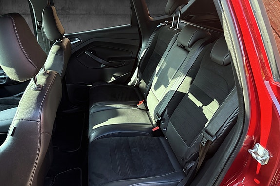 Ford Kuga 17 of 30