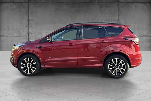 Ford Kuga 5 of 30