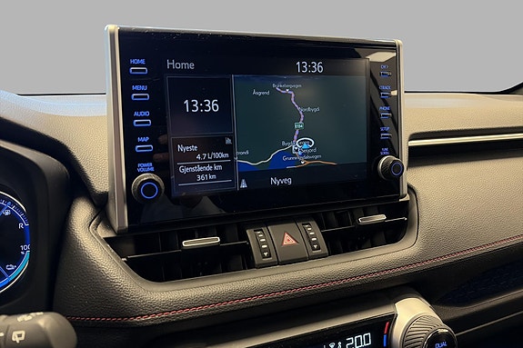 Toyota RAV4 Plug-in Hybrid 23 of 26