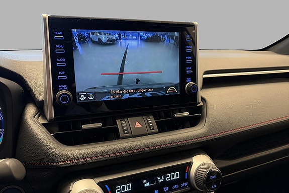 Toyota RAV4 Plug-in Hybrid 21 of 26