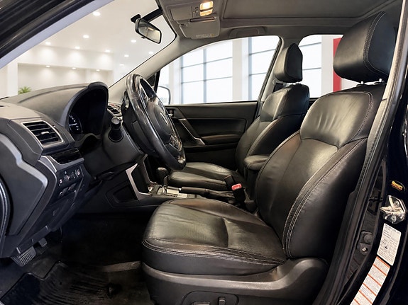 Subaru Forester 5 of 22