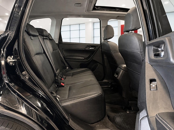 Subaru Forester 8 of 22