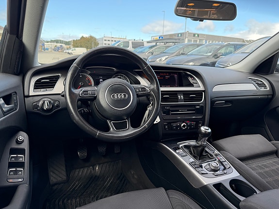 Audi A4 11 of 24