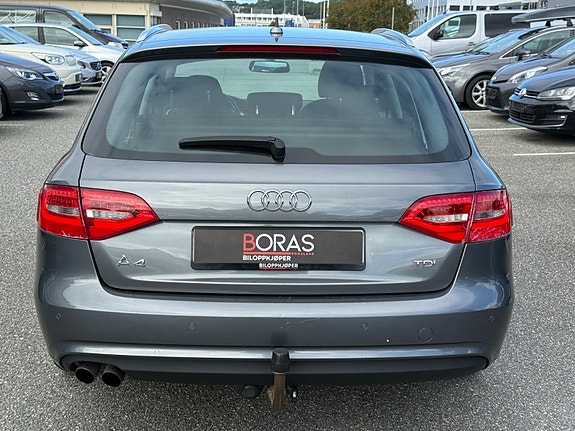 Audi A4 6 of 24