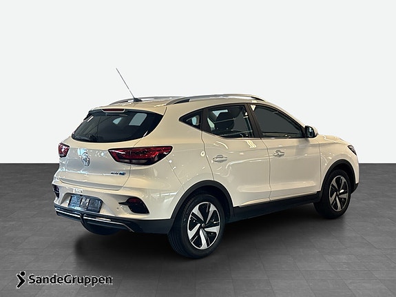 MG ZS EV 5 of 16