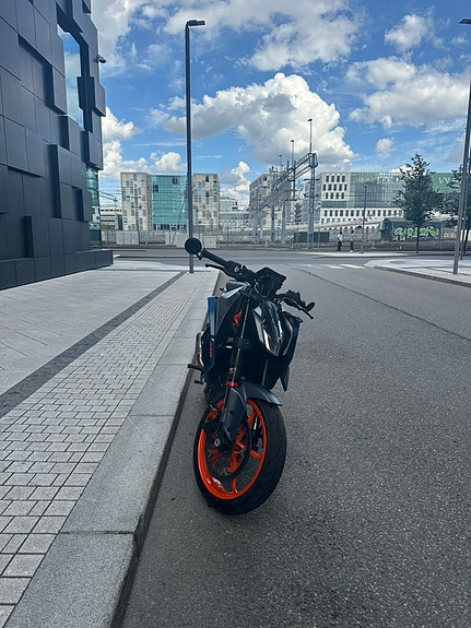 KTM 390 Duke 8 of 9