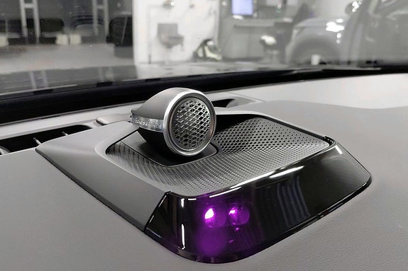 Volvo ES90 26 of 30