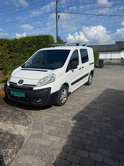 Toyota Proace 8 of 30