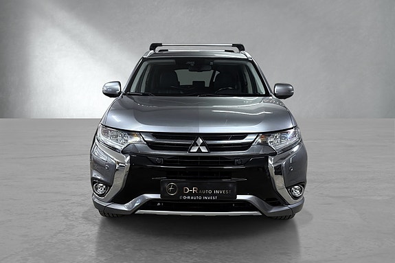 Mitsubishi Outlander 2 of 29