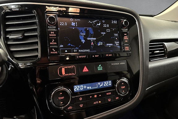 Mitsubishi Outlander 18 of 29