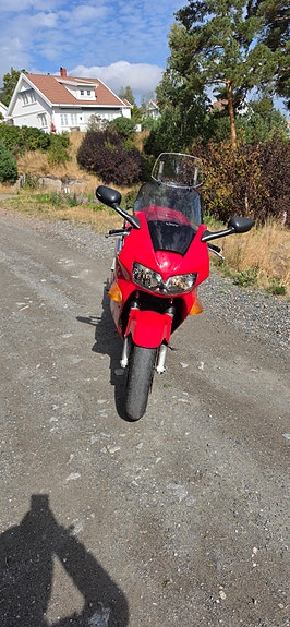 Honda VFR 800 6 of 9