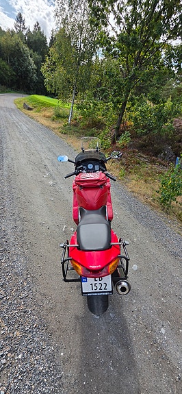 Honda VFR 800 3 of 9