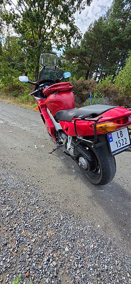 Honda VFR 800 2 of 9