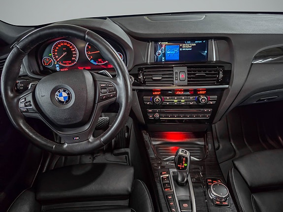 BMW X4 13 of 26