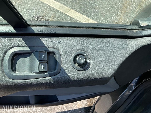 Ford Transit Custom 14 of 30