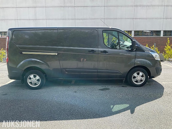 Ford Transit Custom 6 of 30