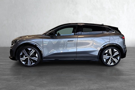 Renault Megane E-Tech 8 of 20