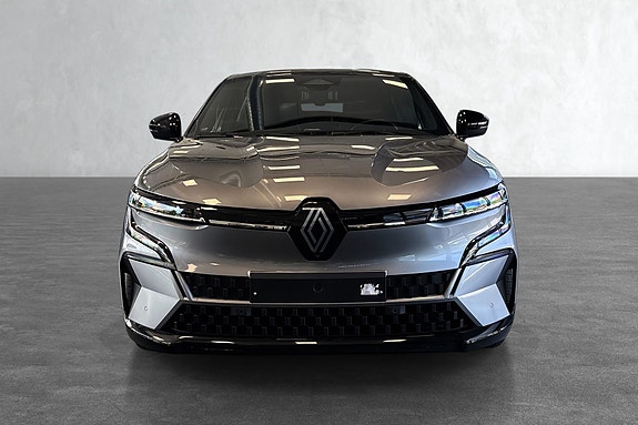Renault Megane E-Tech 2 of 20