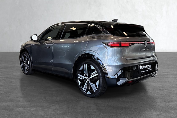 Renault Megane E-Tech 7 of 20