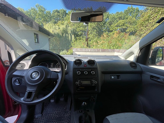 Volkswagen Caddy Maxi 9 of 11