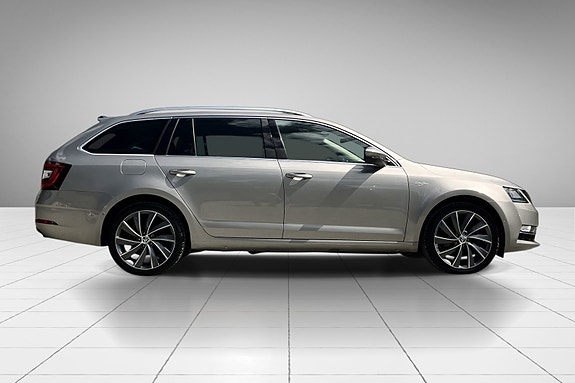 Skoda Octavia 4 of 20