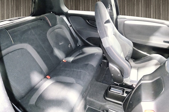 Abarth Punto Evo 22 of 28