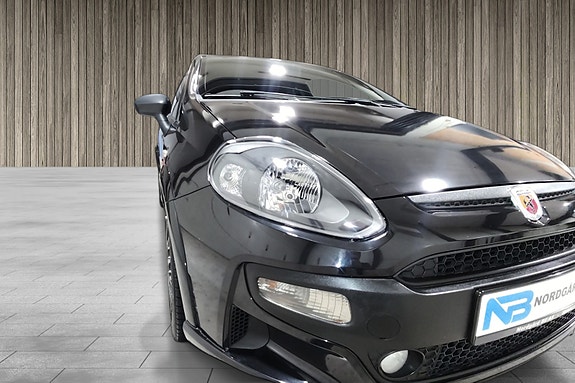Abarth Punto Evo 12 of 28