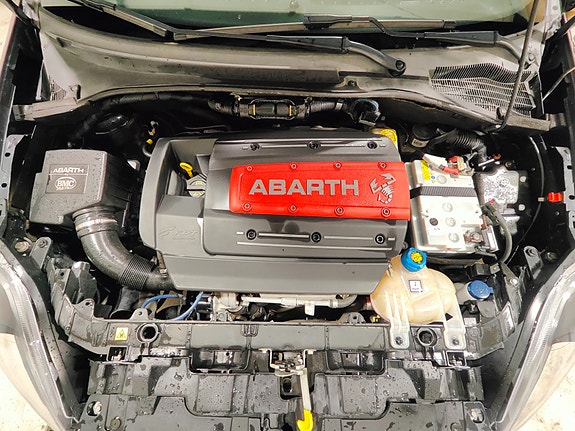 Abarth Punto Evo 27 of 28