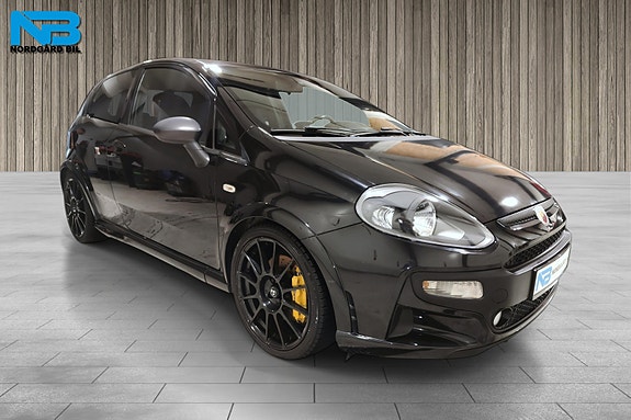 Abarth Punto Evo 11 of 28