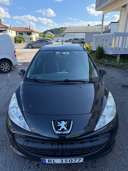 Peugeot 207 6 of 8