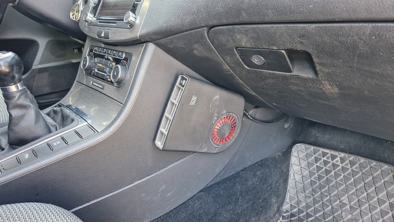 Volkswagen Passat 14 of 27