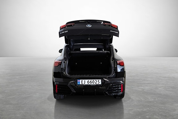 BMW iX2 8 of 28