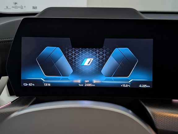BMW iX2 17 of 28