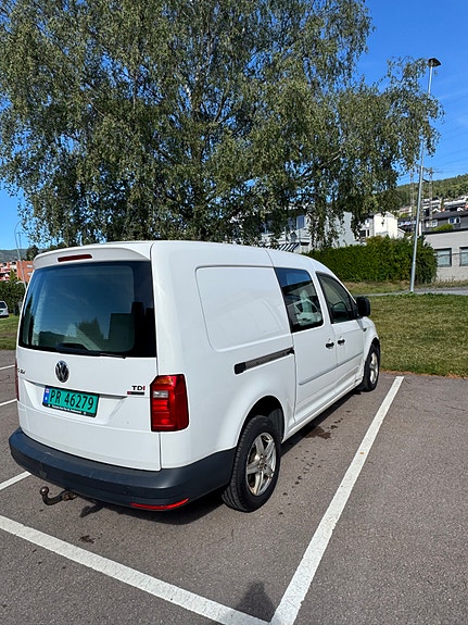Volkswagen Caddy Maxi 2 of 10