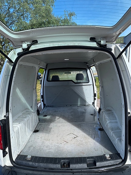 Volkswagen Caddy Maxi 7 of 10
