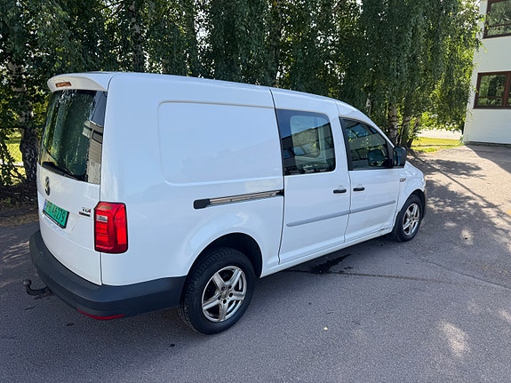 Volkswagen Caddy Maxi 4 of 10