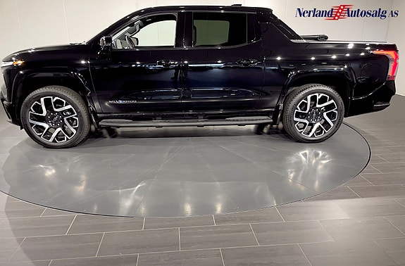 Chevrolet Silverado 1500 3 of 30