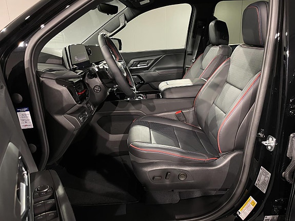 Chevrolet Silverado 1500 15 of 30