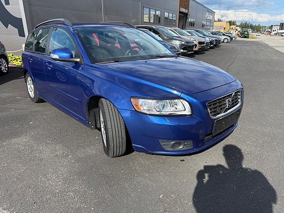 Volvo V50 10 of 30