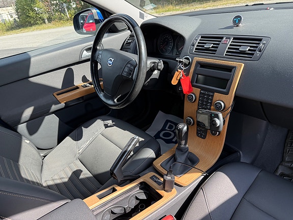 Volvo V50 24 of 30