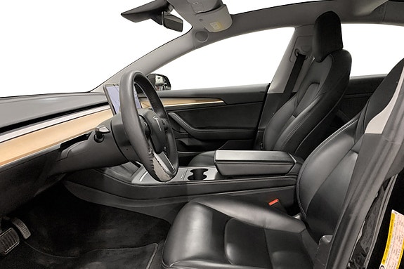 Tesla Model 3 6 of 12