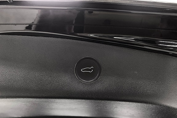 Tesla Model 3 10 of 12