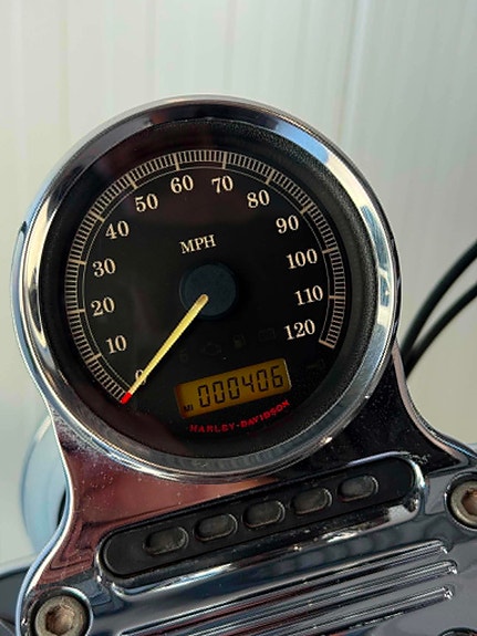Harley-Davidson Seventy-Two XL1200V – 2013 – KUN 750 KM! 11 of 15