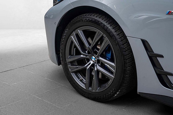 BMW i4 9 of 30